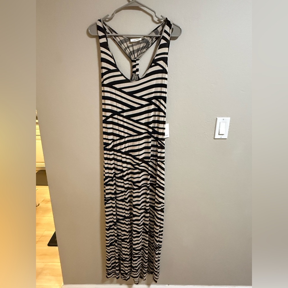 Calvin Klein Black & Ivory Stripe Racerback Maxi Dress Size 14 NWT